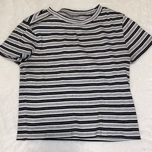 H&M cropped ribbed striped top! Size M, worn 2 times. Pet free smoke free home